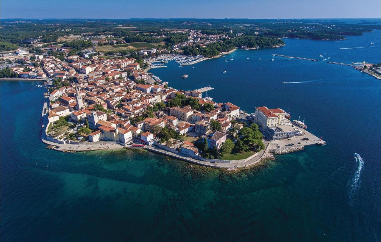 Pet Friendly Apartment In Porec With Wifi Kültér fotó